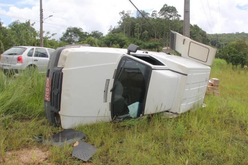 Dois acidentes são registrados na SC-390 no intervalo de uma hora 