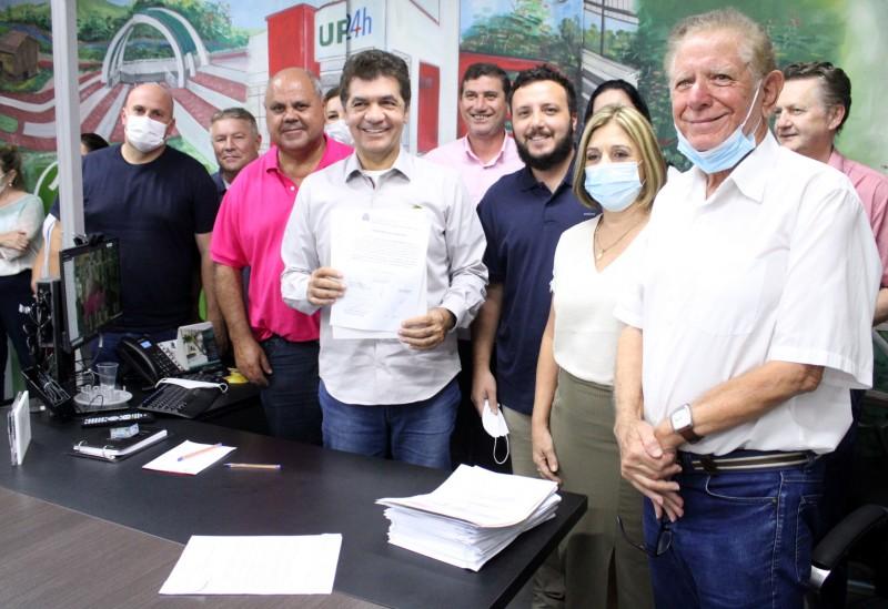 Assinada ordem de serviço para pavimentação da rodovia Pedro Manoel Pereira