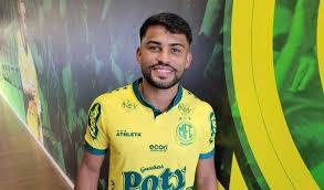 Volante Ronald já está no CT e vai reforçar o Tigre em 2024