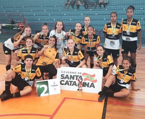 Meninas Carvoeiras são vice-campeãs na Olesc