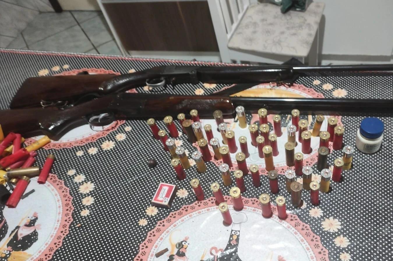 Munições e armas de fogo são apreendidas pela Polícia Civil em Araranguá