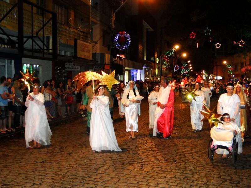 Primeiro Grande Desfile de Natal é nesta segunda-feira
