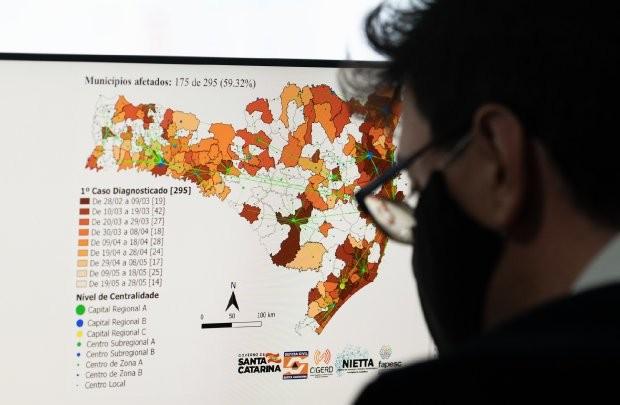 Matriz de risco tem menor número de regiões em situação gravíssima em dois meses
