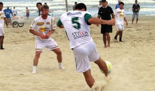Arena Sobre as Ondas vai ferver com as semifinais do Praiano 