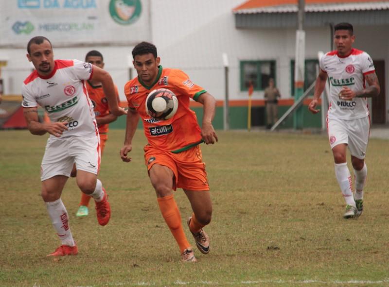 Hercílio Luz encaminha retorno à elite do Catarinense