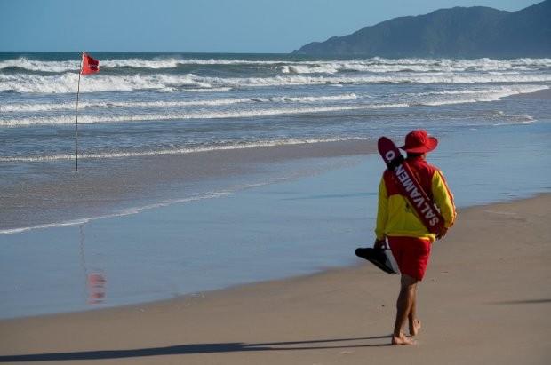 Carnaval de SC teve cinco mortes por afogamentos