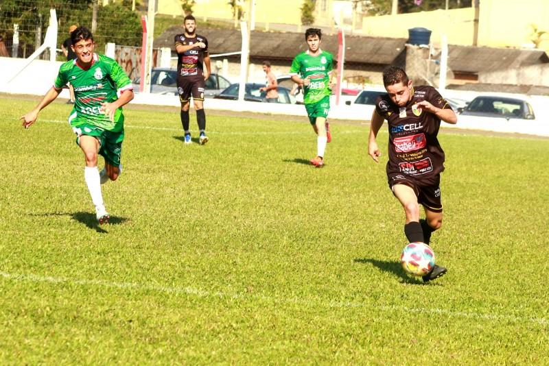 Atlético e Espigão Grande decidem o título do Campeonato Municipal de Maracajá