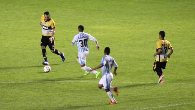 Criciúma luta, mas fica no empate com Paysandu