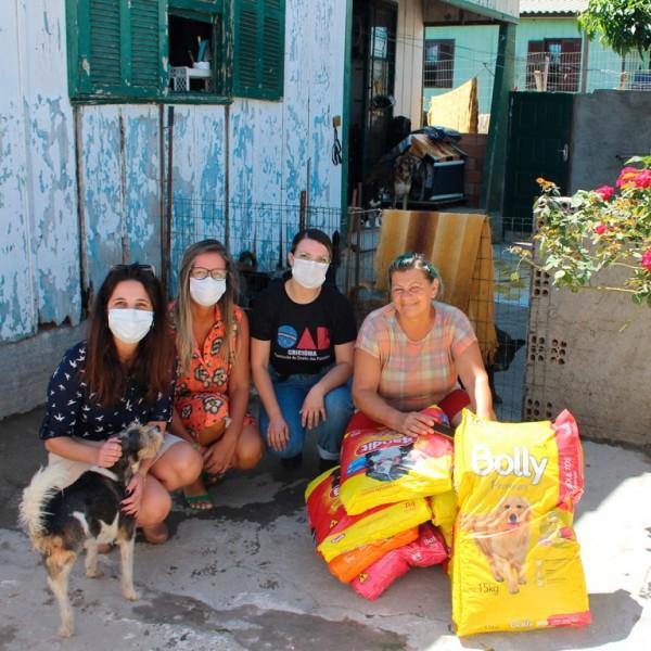 OAB Criciúma engajada na arrecadação de alimentos para protetores independentes de cães