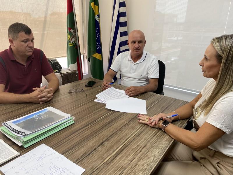 Balneário Rincão lança concurso público