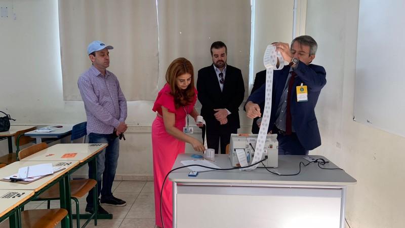 Justiça Eleitoral realiza Teste de Autenticidade dos Sistemas Eleitorais antes da votação em Treviso