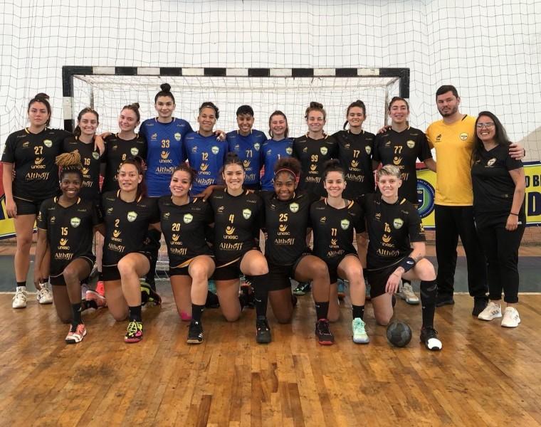 Handebol feminino de Criciúma conquista vaga na final do Campeonato Brasileiro da modalidade