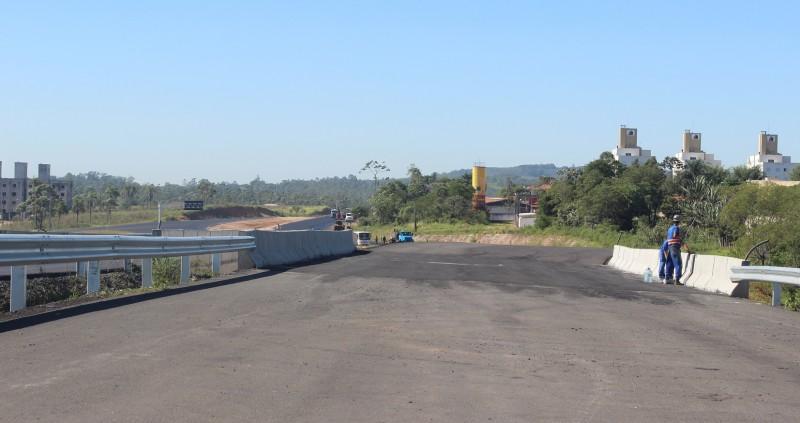 VÍDEO: Via Rápida recebe últimos ajustes antes da inauguração