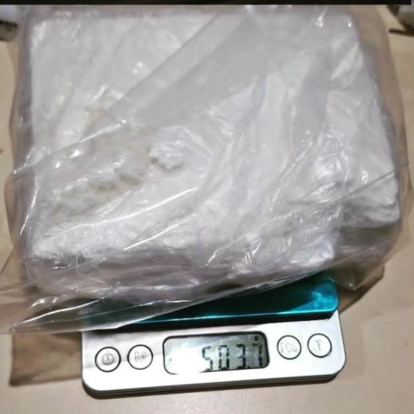 Homem é preso após ser abordado com mais de 500 gramas de cocaína em Paulo Lopes