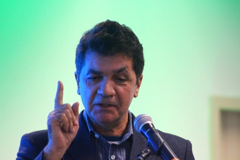 Clésio Salvaro grava vídeo e se manifesta sobre prisão: ‘a política nos prega muitas surpresas’