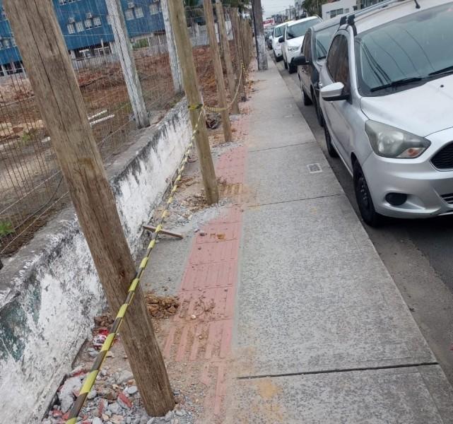 Falta de acessibilidade em calçadas na rua Araranguá é pauta na Câmara de Criciúma 