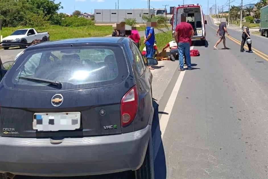 Motociclista fica gravemente ferido após colisão frontal em Morro da Fumaça