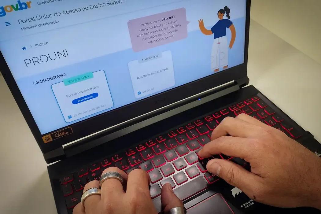Prouni 2026: aluno deve comprovar informações na faculdade até hoje