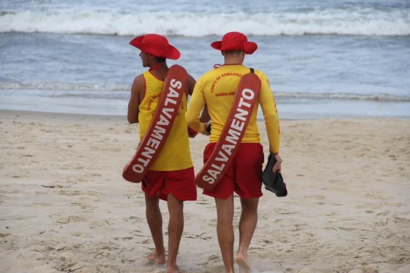 CBMSC abre temporada da Operação Veraneio com todos os postos de guarda-vidas em funcionamento