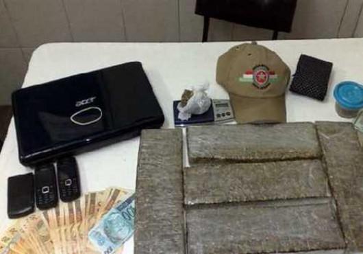 Traficantes de Içara e Tubarão presos com 5 kg de maconha