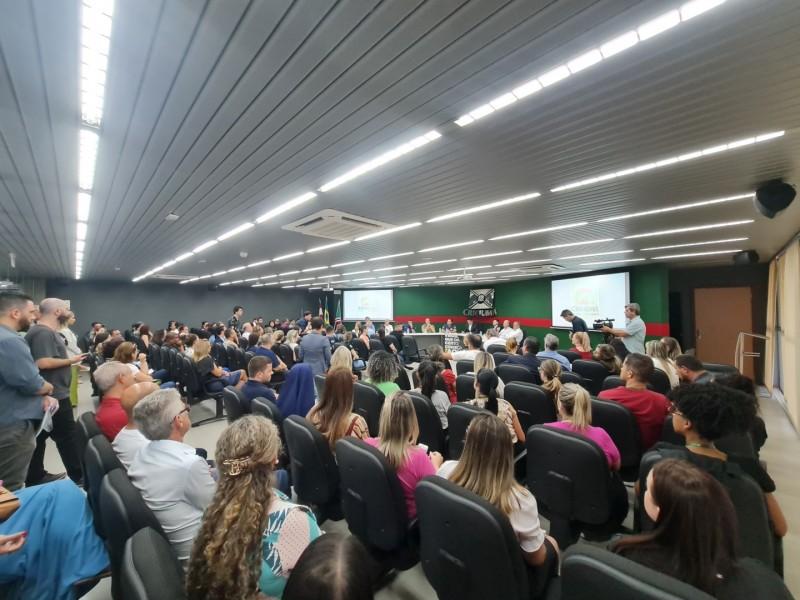 Gabinete de Gestão Integrada Municipal promove reunião para discutir segurança pública em Criciúma