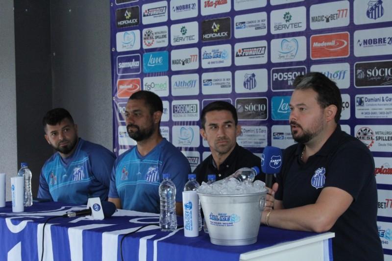 Caravaggio apresenta comissão técnica para o Campeonato Catarinense