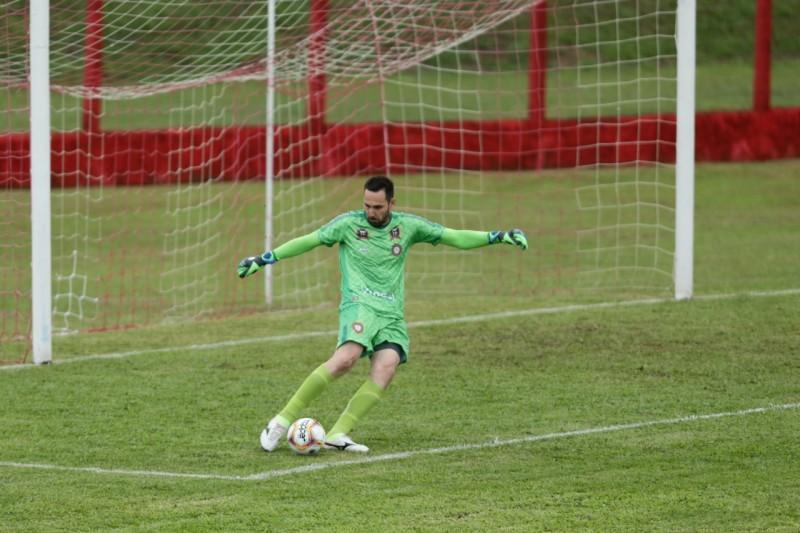 Goleiro do Próspera projeto duelo complicado contra o Barra, pela Série B 