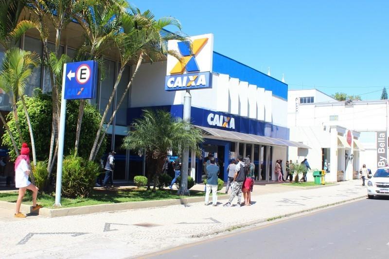 Caixa paga hoje auxílio emergencial a nascidos em maio