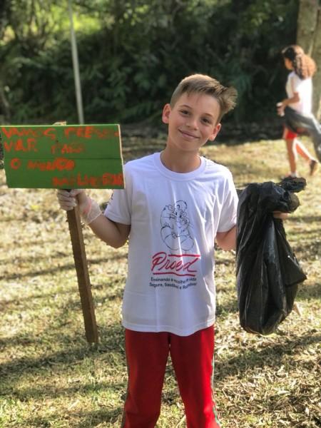 Exposição de fotos e plantio de mudas abrem Semana do Meio Ambiente
