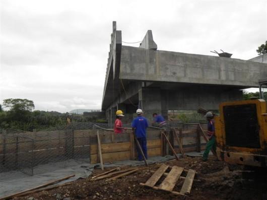 Obra da segunda ponte em Forquilhinha entra na fase final 