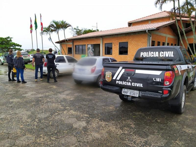 Durante operação da Polícia Civil, prefeito de Sangão é afastado do cargo após decisão do TJSC