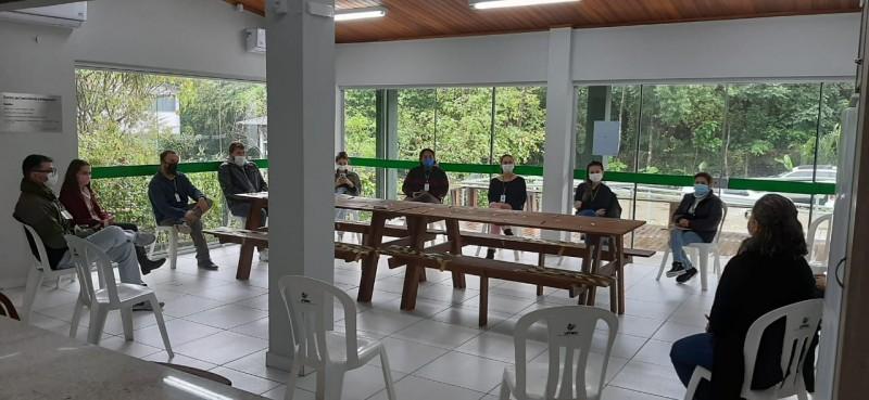 Profissionais das Clínicas Integradas participam de encontros para cuidados com a saúde