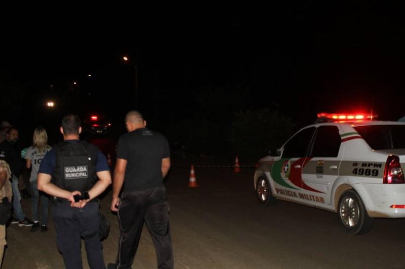 Corpos são encontrados com disparos de arma de fogo