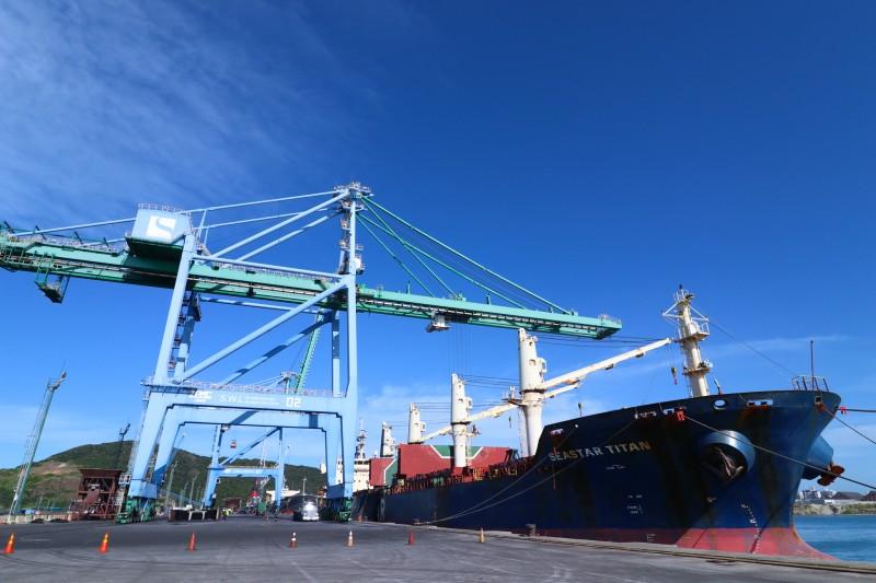 Porto de Imbituba bate recorde histórico de operação mensal