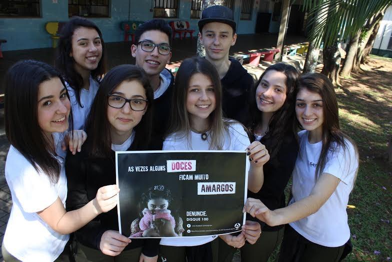 Estudantes criam campanha que alerta sobre pedofilia
