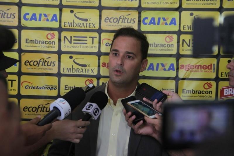 Gabriel Skinner e a garantia: o Criciúma vai subir