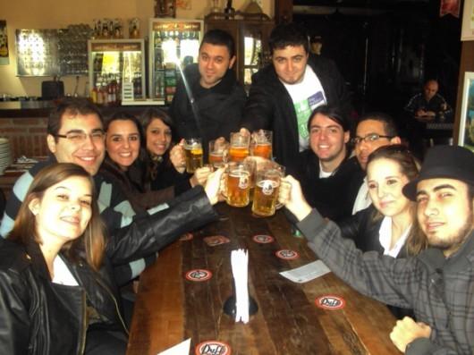 Trabalho acadêmico termina em confraternização na Saint Bier
