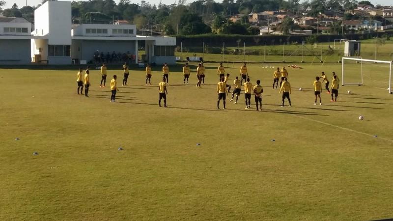 Precavido, Mazola Junior fecha treino e não revela Tigre