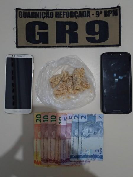 Dois são detidos por tráfico de drogas em Criciúma