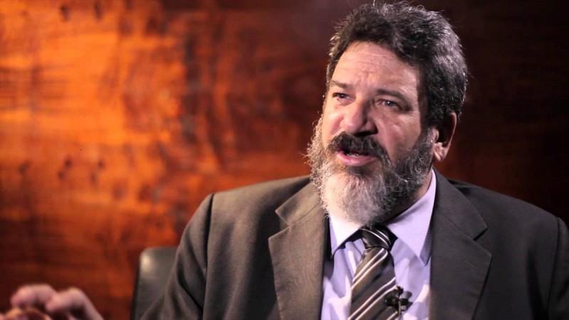 VÍDEO: Mario Sergio Cortella faz palestra em Criciúma