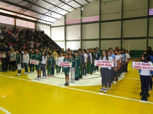 Abertura do II JEMM reúne atletas das escolas de Maracajá