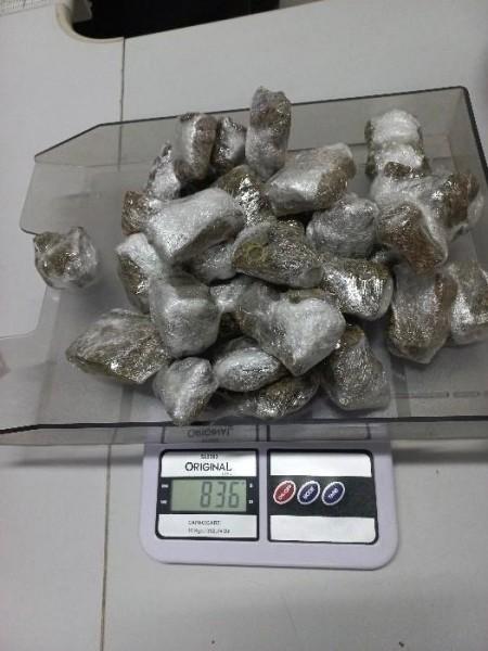 Polícia Militar apreende drogas em Tubarão