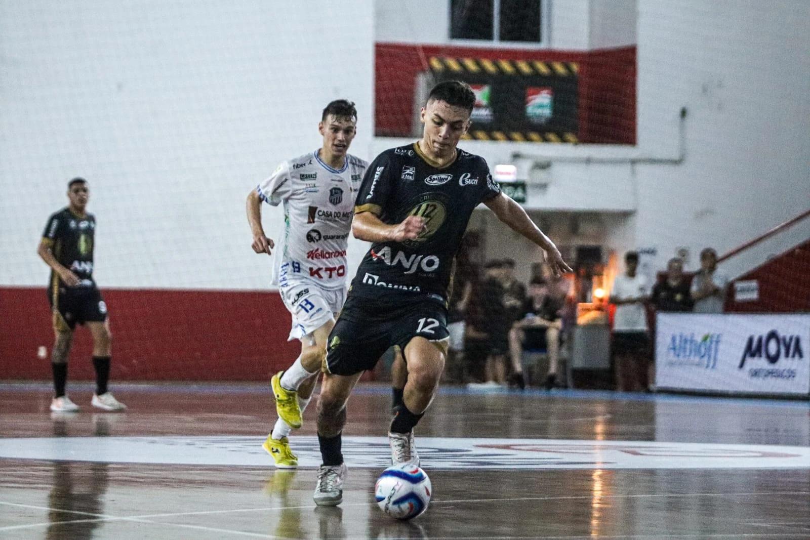 Criciúma Futsal busca vaga na semifinal do Campeonato Catarinense