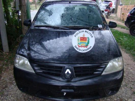 PM recupera carro furtado e apreende drogas na Praia do Rosa