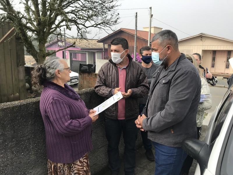Governo de Siderópolis entrega 39 escrituras de regularização fundiária