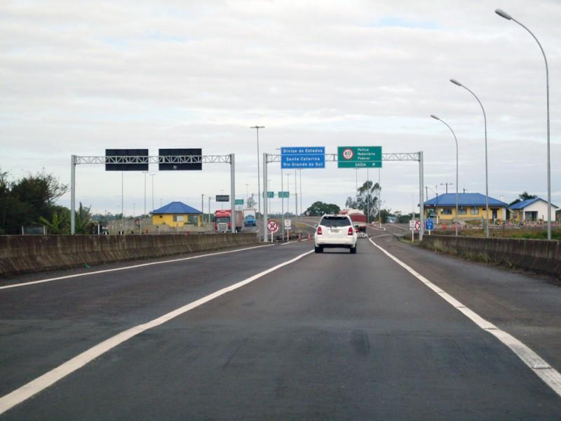 Obras na BR-101 serão reduzidas até segunda-feira