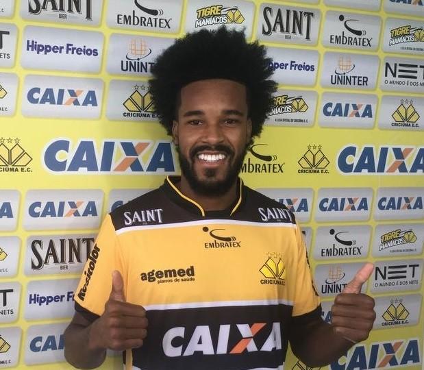 Joanderson considera passagem pelo Criciúma como boa oportunidade para a carreira
