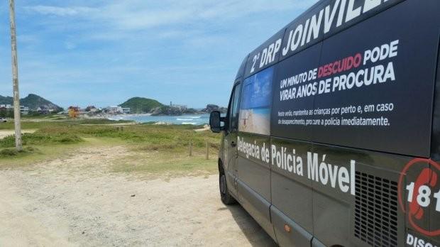 PC realiza campanha de prevenção de desaparecimento de crianças em praias