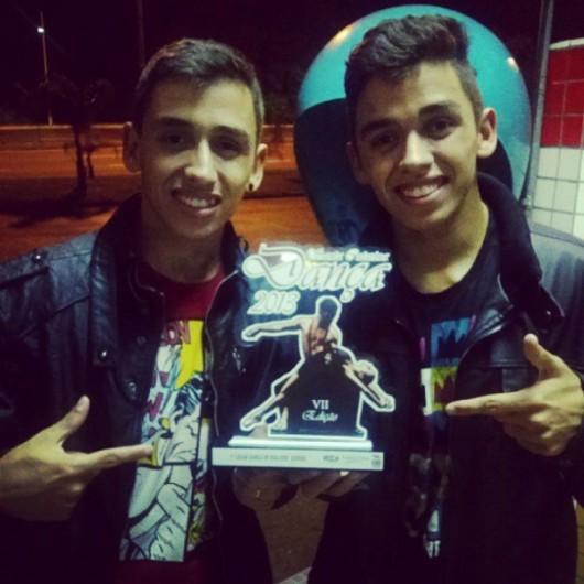 Dançarinos da Mult conquistam primeiro e segundo lugar no festival Santa Catarina Dança