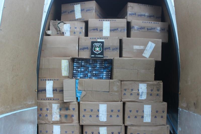 DIC apreende cerca de 45 mil carteiras de cigarros